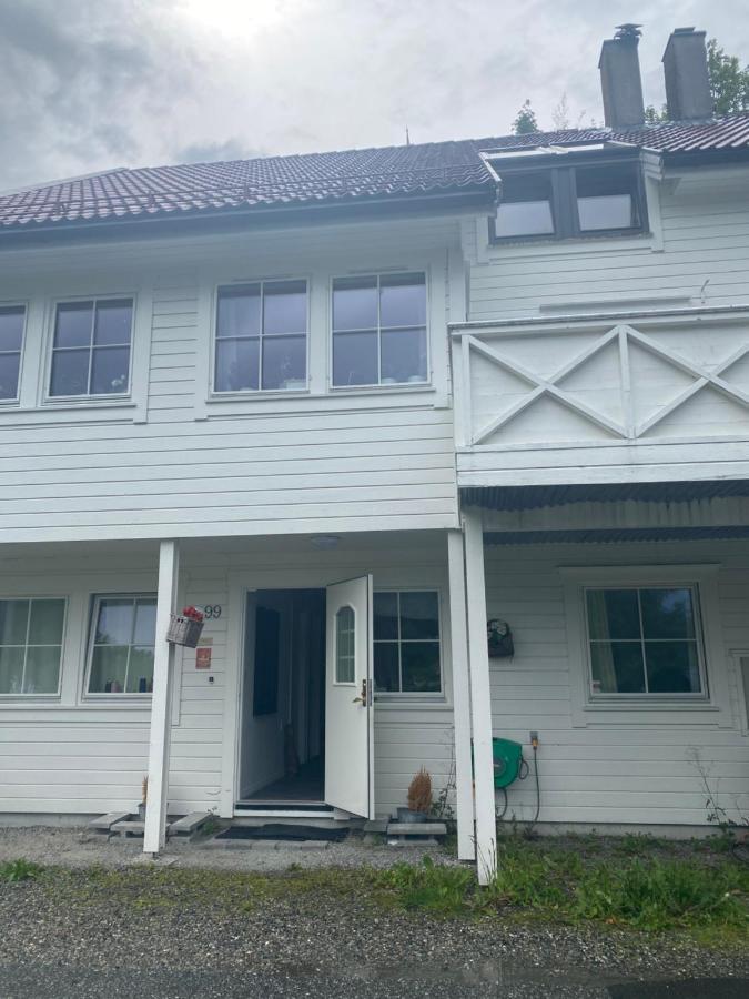 Casa La Familia Apartment Bergen Exterior foto